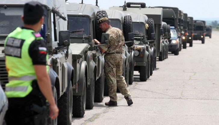 Осем военни конвоя ще преминат днес през Дунав мост при Русе