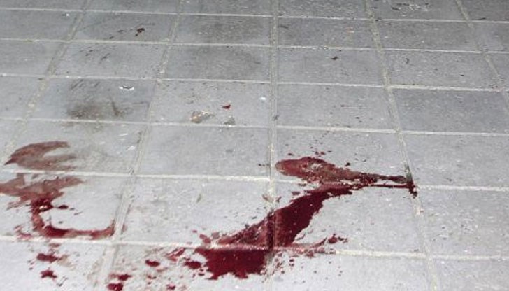 Самоубиецът от Благоевград е с много порязвания по краката и врата / Снимката е илюстративна