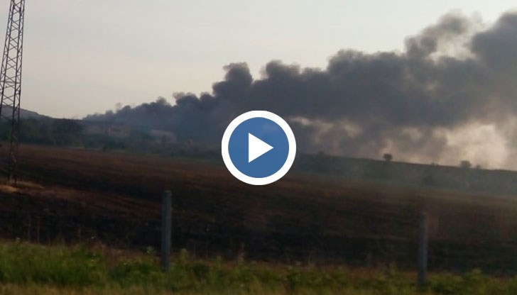 Живеещите в района да не излизат навън!