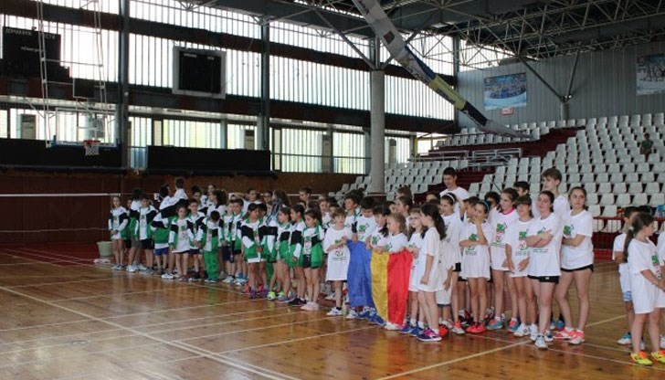 Ежегодното спортно събитие се организира от клуба по бадминтон „Русе“ и Община Русе