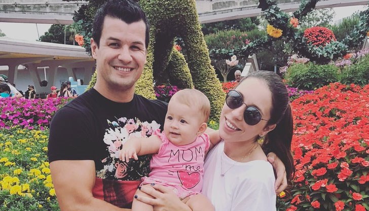 Мика честити Деня на бащата на двамата любими мъже в живота си – баща й Христо Стоичков и мъжа до нея Айкут