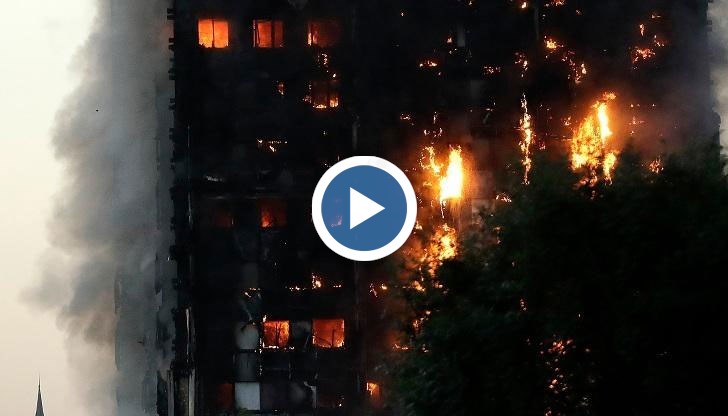 200 пожарникари се борят с огнената стихия