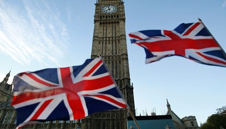 Около половин милион деца, родени или отгледани в Обединеното кралство, няма да получат автоматично гражданство Около половин милион деца, родени или отгледани в Обединеното кралство, няма да получат автоматично гражданство