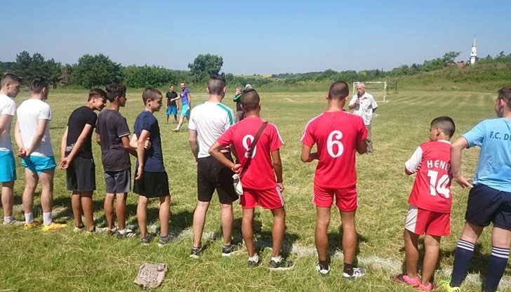 Празниците събират хората, нека взаимно им се наслаждаваме и уважаваме!