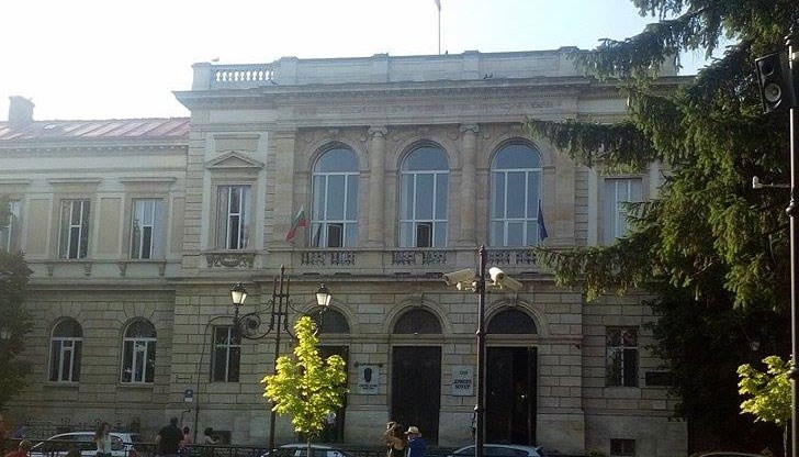 Важни разяснения за приема на документи за класиране в профилираните и професионалните гимназии, в профилираните и професионални паралелки в средните училища на територията на област Русе