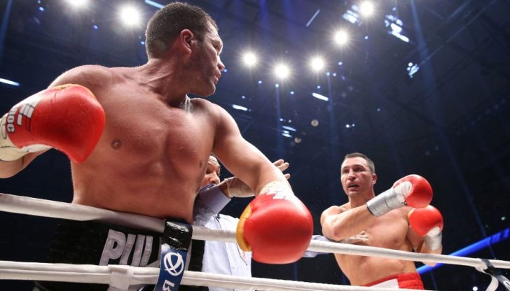 Чакаме да видим какво ще обяви Кличко. Аз съм готов да играя, каквито и да са вариантите, заяви Пулев Чакаме да видим какво ще обяви Кличко. Аз съм готов да играя, каквито и да са вариантите, заяви Пулев