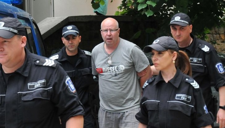 Риалити звезда продължава да нищи случая с бияча на жени в "Слънчев бряг"