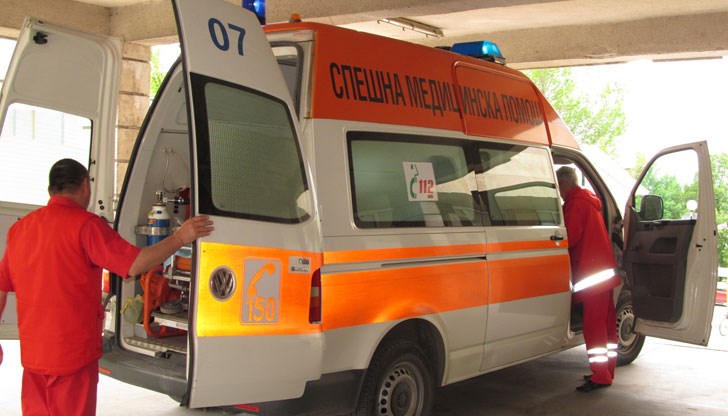 Има множество припаднали и пострадали от хипертонични кризи Има множество припаднали и пострадали от хипертонични кризи