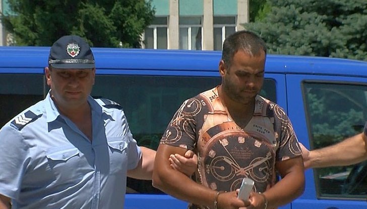 Главният прокурор: Разговарях с окръжния прокурор в Русе, разбрахме се да се положат максимални усилия делото да влезе в съда до 2 месеца Главният прокурор: Разговарях с окръжния прокурор в Русе, разбрахме се да се положат максимални усилия делото да влезе в съда до 2 месеца