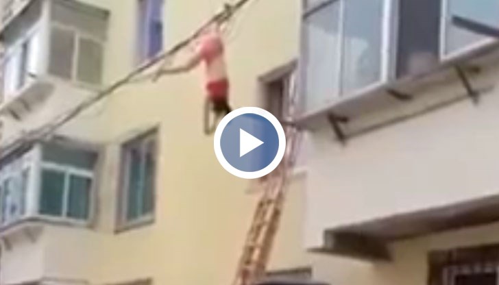 Жената вместо да се скрие в гардероба, скочи през прозореца