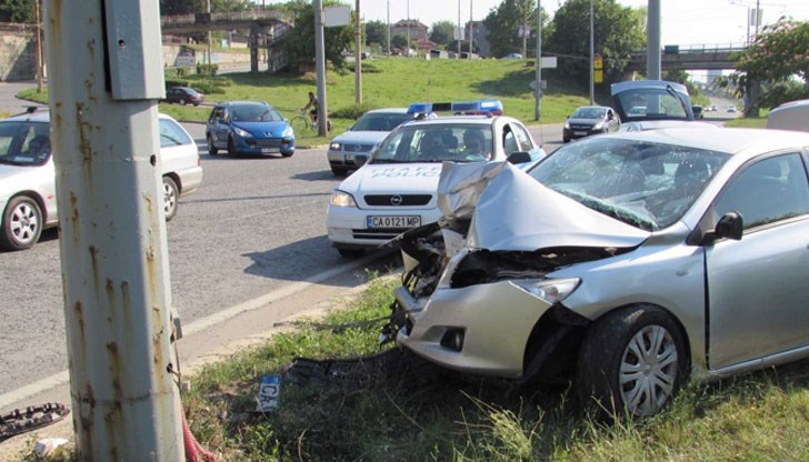 Полицията с подробности за катастрофите в Русе и тежкия инцидент с моторист на гара Бяла Полицията с подробности за катастрофите в Русе и тежкия инцидент с моторист на гара Бяла