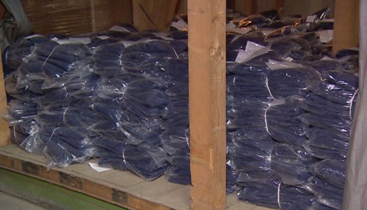 Служителите на реда ще получат и пари за дрехите, които сами са си купували досега