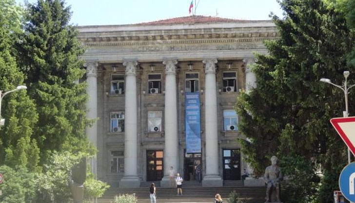 Санктпетербургският технологичен институт е едно от най-старите висши училища в Русия