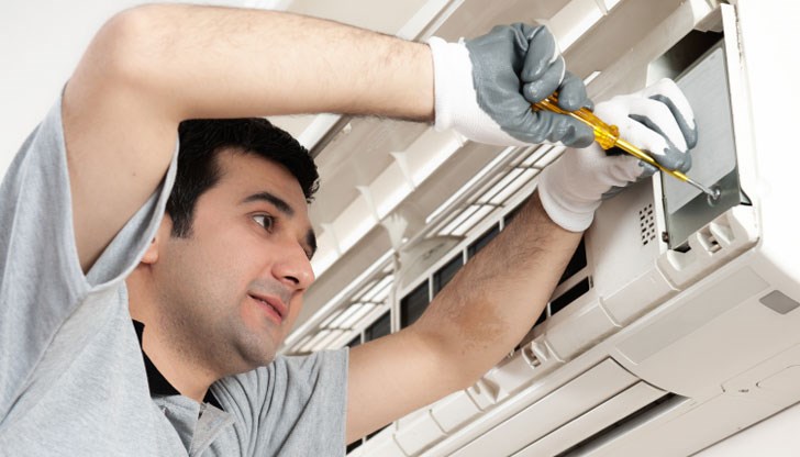 Крадецът задигнал скъпите накити от тризонет в София Крадецът задигнал скъпите накити от тризонет в София