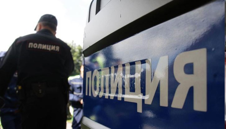 Неправоспособният шофьор е избягал и в момента се издирва Неправоспособният шофьор е избягал и в момента се издирва