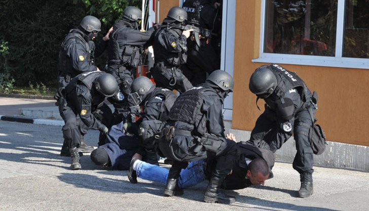 Разкрития за бандата, в която участници са бивша барета и бивш полицай / Снимката е илюстративна