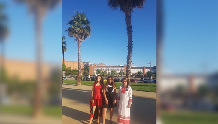 Участниците от Казахстан, Русия, Испания и България бяха оценявани от професионално 4-членно жури