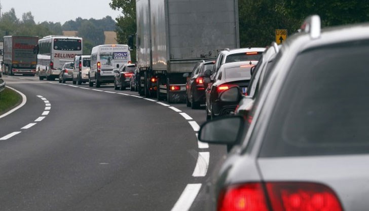 Виненките остават за всички превозни средства до 3,5 тона, увери министърът на транспорта Виненките остават за всички превозни средства до 3,5 тона, увери министърът на транспорта