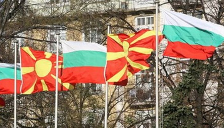 Правителството информира депутатите за договора с България при затворени врата