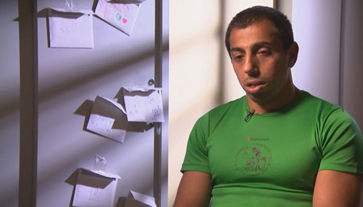 Детството на Здравко преминава в дом за деца, а днес самият той помага на деца