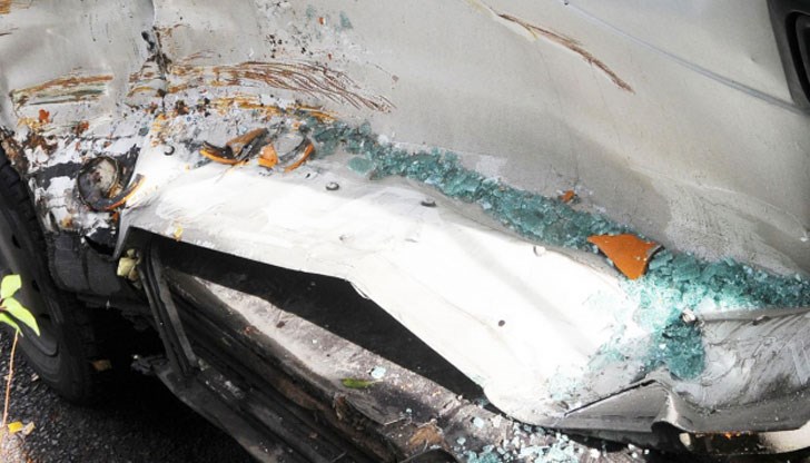 Вече 12 дни пътниците не спират да благодарят на героя