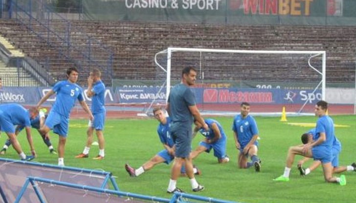 Ще бъде здрав и тежък мач, но очакваме да излезем като победители в края, коментира Великов