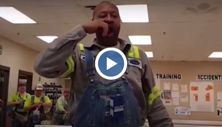 Вижте реакцията му след това