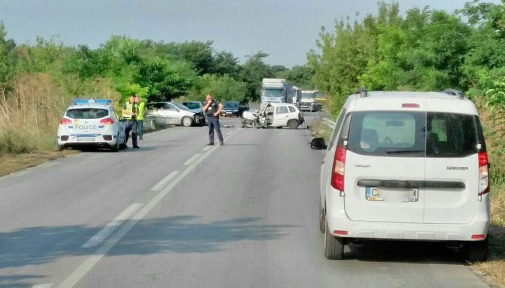 Ранени са мъж и жена Ранени са мъж и жена