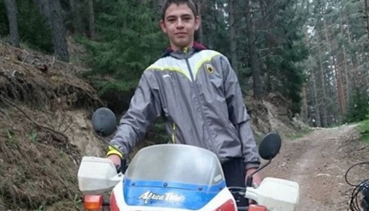 Издирването на момчето продължи 14 дни Издирването на момчето продължи 14 дни