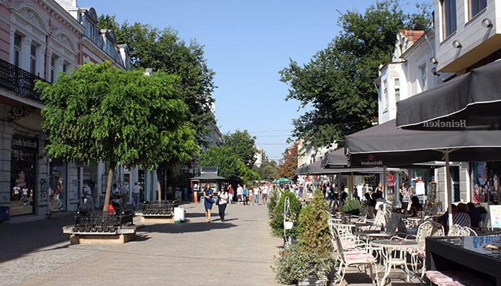 Не къде да е - а в Русе, наричан някога малката Виена! Не къде да е - а в Русе, наричан някога малката Виена!