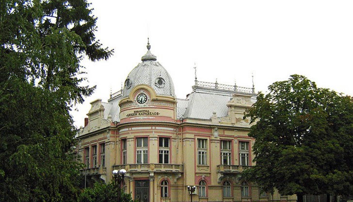 Проектът се изпълнява от Русенската библиотека Проектът се изпълнява от Русенската библиотека