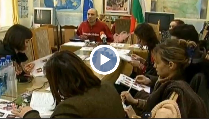 Преминалите успешно майсторския клас ще получат международно признат сертификат и ще имат предимство при кандидатстване за участие в международната театрална лаборатория „Леон Кац“