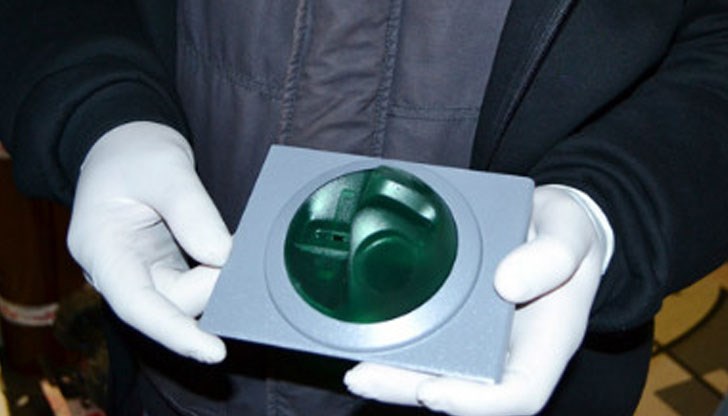 Една работилница е открита при претърсвания на два адреса в Русе Една работилница е открита при претърсвания на два адреса в Русе