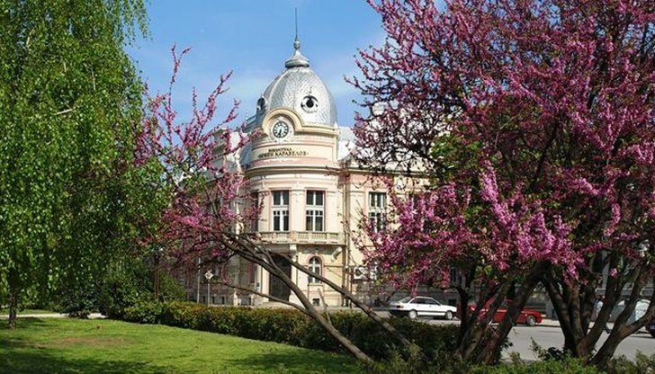 Най-малките русенци ще получат различни книжки за оцветяване