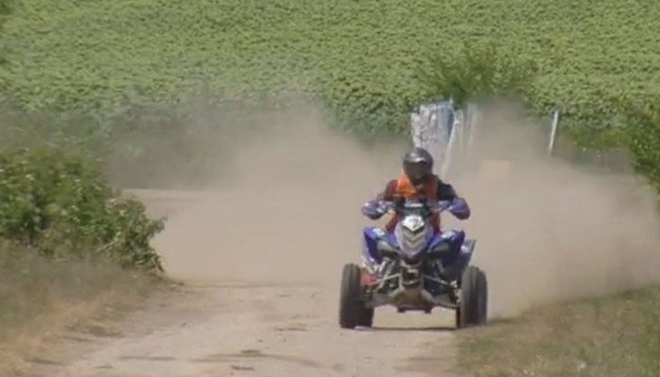 Днес бе най-тежкият и продължителен ден, през който офроудърите изминаха малко над 250 скоростни километра