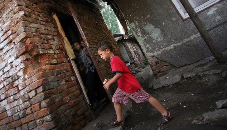 Бутат 14 жилищни и 7 стопански постройки