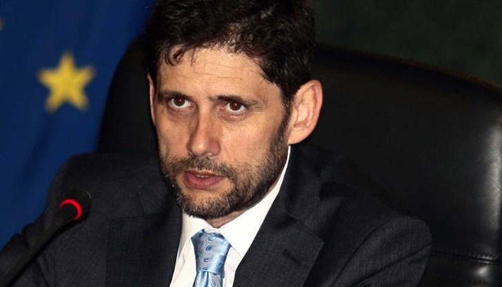 Днес изпращаме доцент Кристиан Таков Днес изпращаме доцент Кристиан Таков