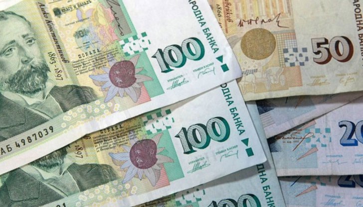 Две банки са подобрили условията при отпускане на заеми