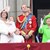 Кралица Елизабет II се оттегля от престола