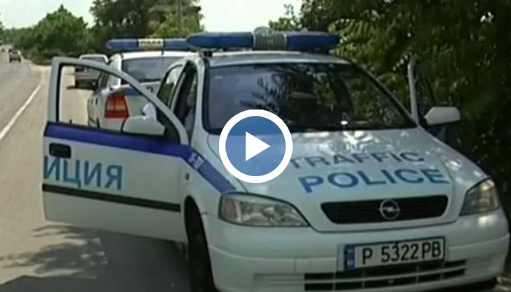 Мъж и жена са задържани за притежание на наркотици