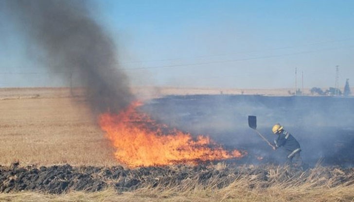 За гасене са изпратени служители от Втора РСПБЗН За гасене са изпратени служители от Втора РСПБЗН