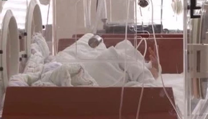 Близките се надяват Фондът за лечение на деца да поеме разноските по лечението