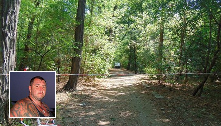 Можеше някой да излезе и нормално да обясни, че кучето не е изяло оръжието