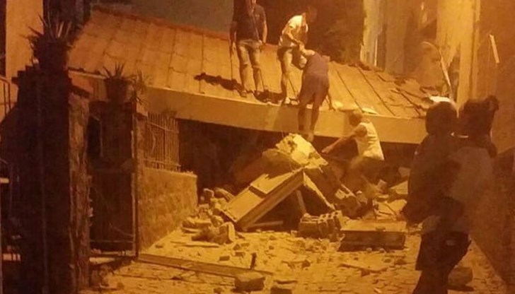 Земетресение удари остров Иския, южна Италия Земетресение удари остров Иския, южна Италия