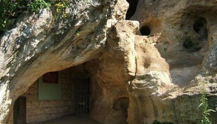 Инициативата е част от фестивала „Орлова чука пее и танцува, различни, но единни"