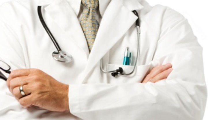 Разобличен е за 65 нападения чрез проникване, 52 случая на сексуално насилие и един случай на сексуално насилие над дете Разобличен е за 65 нападения чрез проникване, 52 случая на сексуално насилие и един случай на сексуално насилие над дете