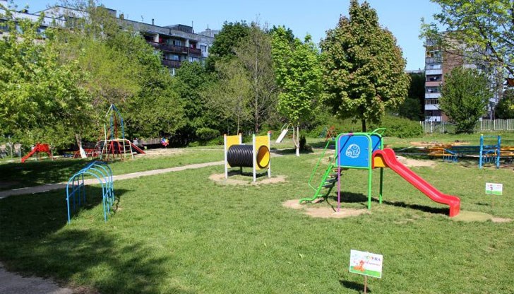 Тук задължително трябва да има поне две оставки – на началниците на Образованието и на Човешките ресурси!