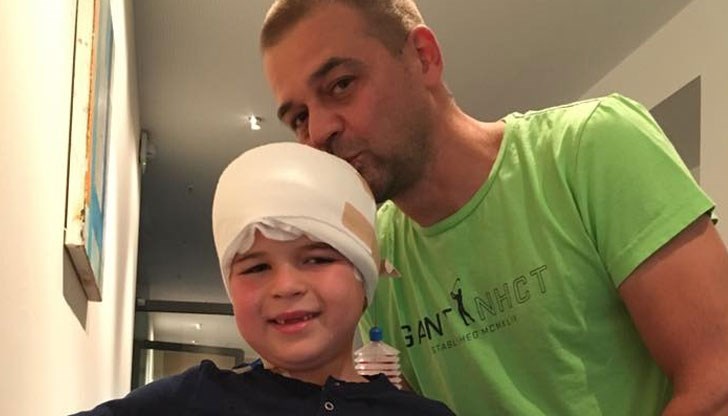 Малкият герой от Русе е опериран успешно в клиника в Хановер