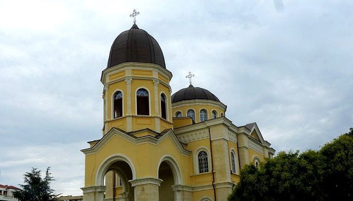Лично негово Светейшество българският патриарх Неофит ще освети възстановения храм