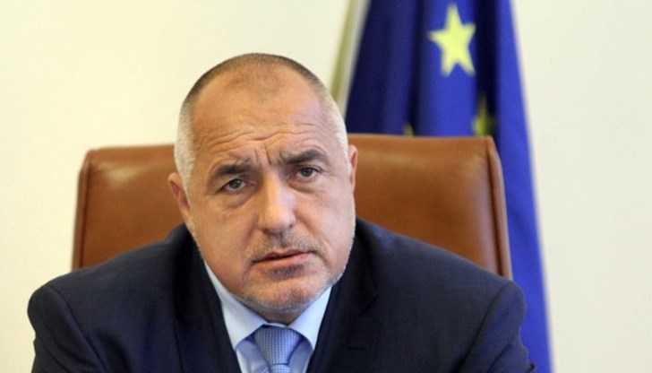 Той е поел ангажимент за няколко срещи Той е поел ангажимент за няколко срещи